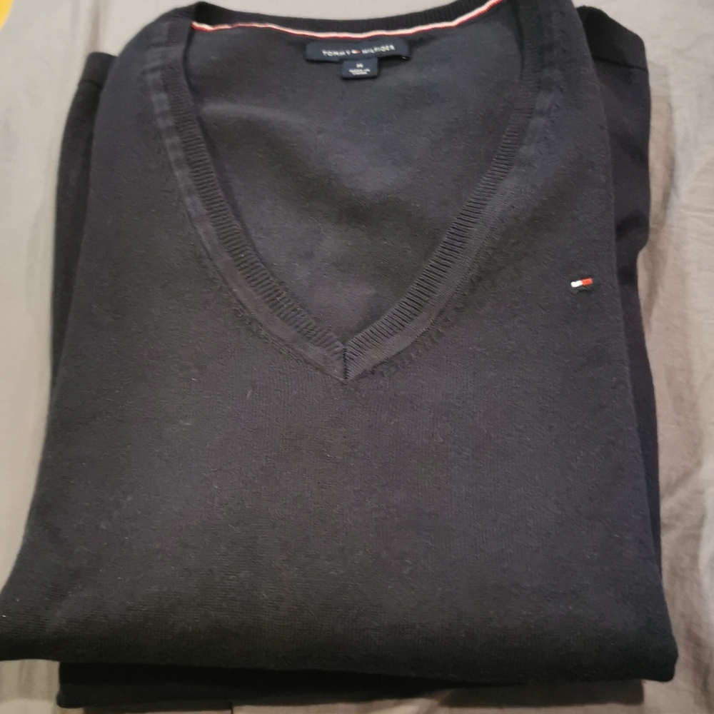 Ladies Tommy Hilfiger V Neck Knit Sweater